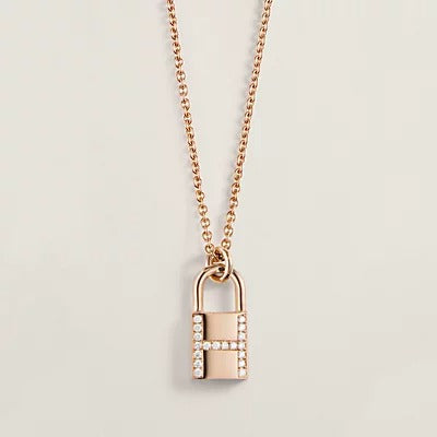 <ORIELL>HM ADVANCED NICHE LOCK HEAD NECKLACE DIAMONDS