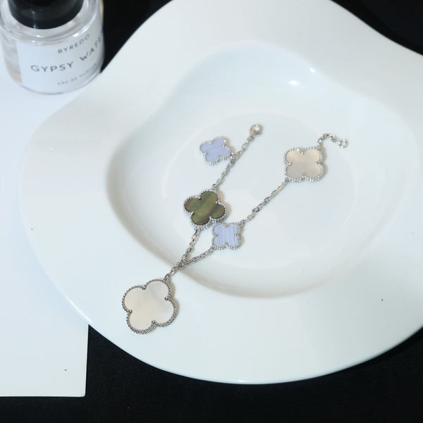 <ORIELL>CLOVER BRACELET 5 MOTIFS MOP CHALCEDONY