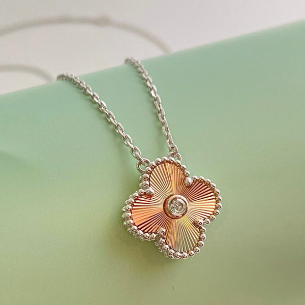 <ORIELL>CLOVER 15MM DIAMOND LASER NECKLACE- CHRISTMAS 2024 SPECIAL EDITION